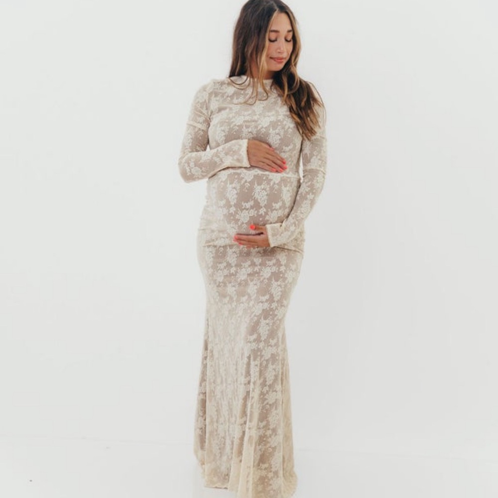Chic Lace Maternity Maxi Dress in Cream